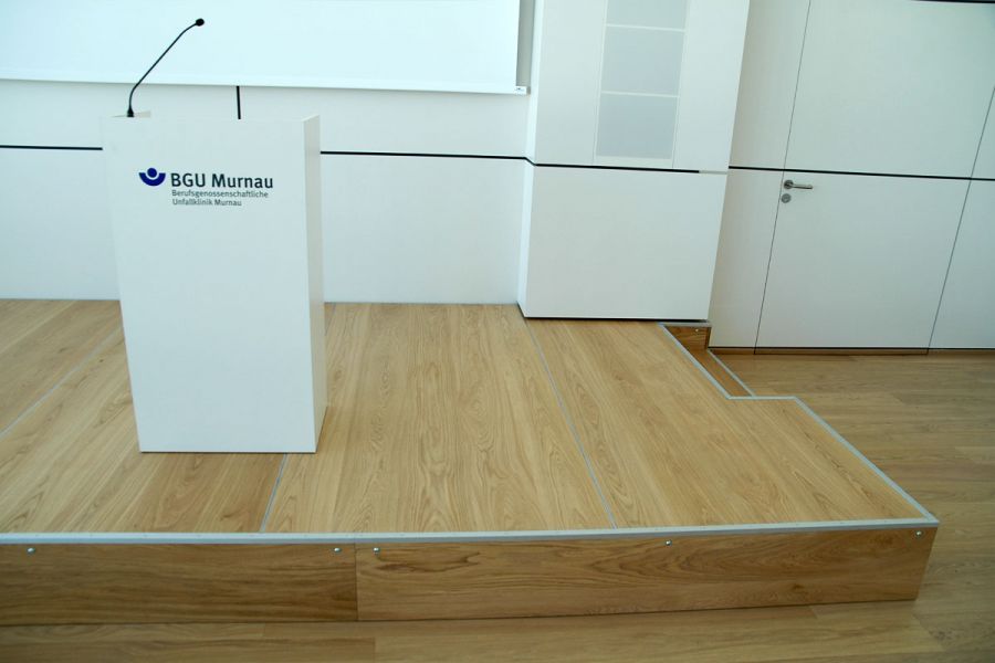 oberflaechen_Referenz_apqstage_6.JPG