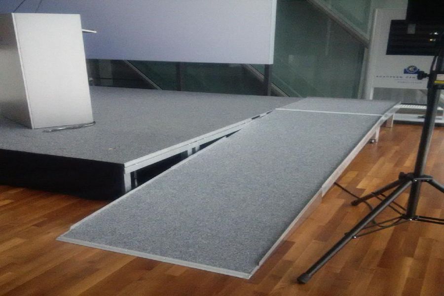 rampe_ezb_2-apqstage.jpg