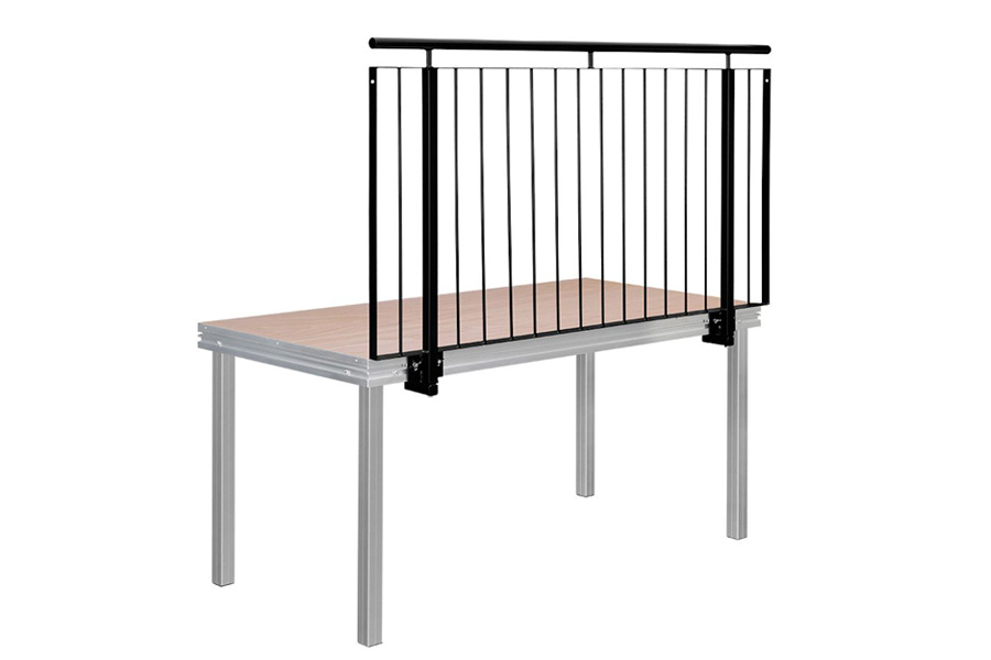 din-gelaender_breite_200cm-apqstage.jpg