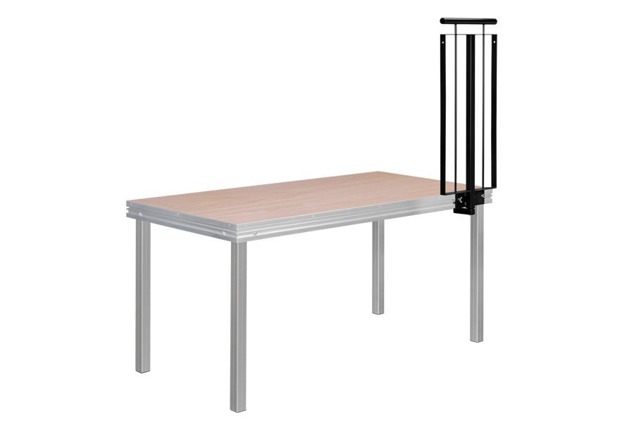 din-gelaender_breite_50cm-apqstage.jpg