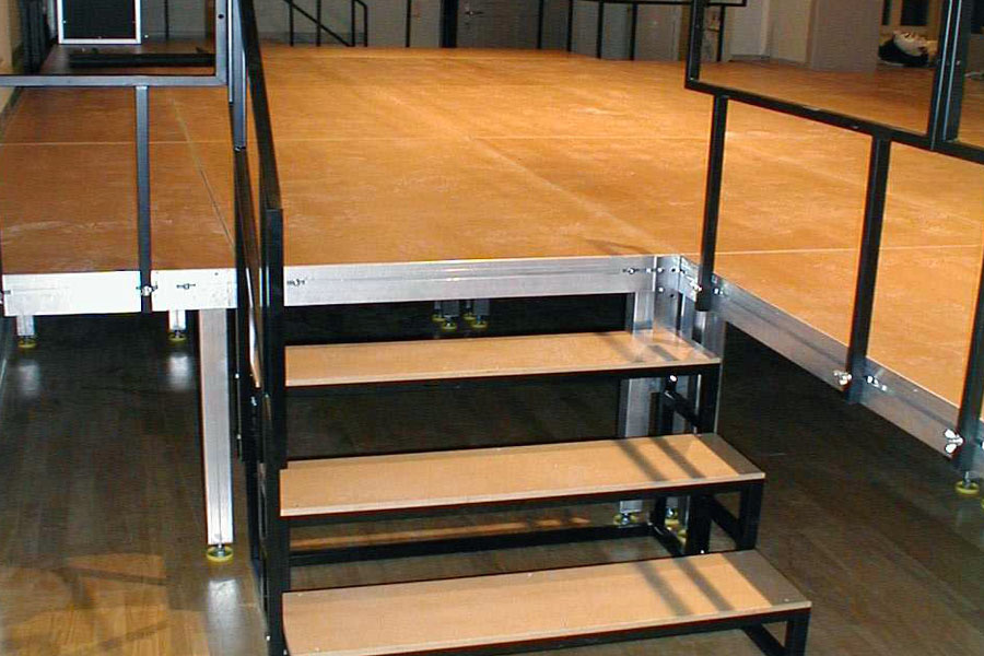 treppe_referenz_apqstage_3.JPG
