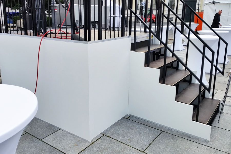 treppe_referenz_apqstage_4.jpg