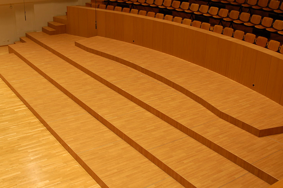 verblendung_holz_referenz_apqstage_3.JPG