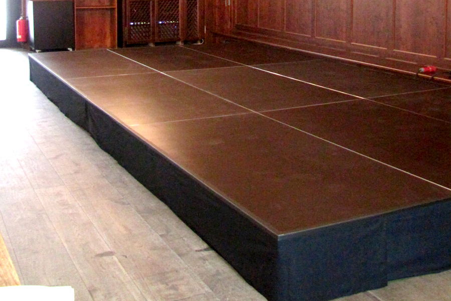 verblendung_stoff_referenz_apqstage_1.JPG